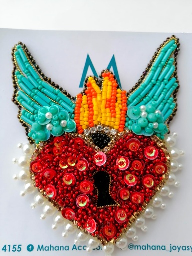 Prendedor Sagrado Corazon con alas